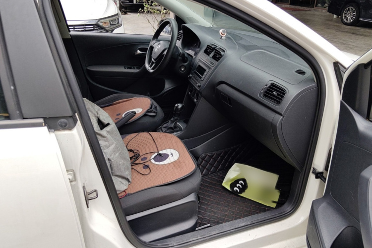 Volkswagen Polo 2017 #27 Volkswagen Polo 2017 car image #27