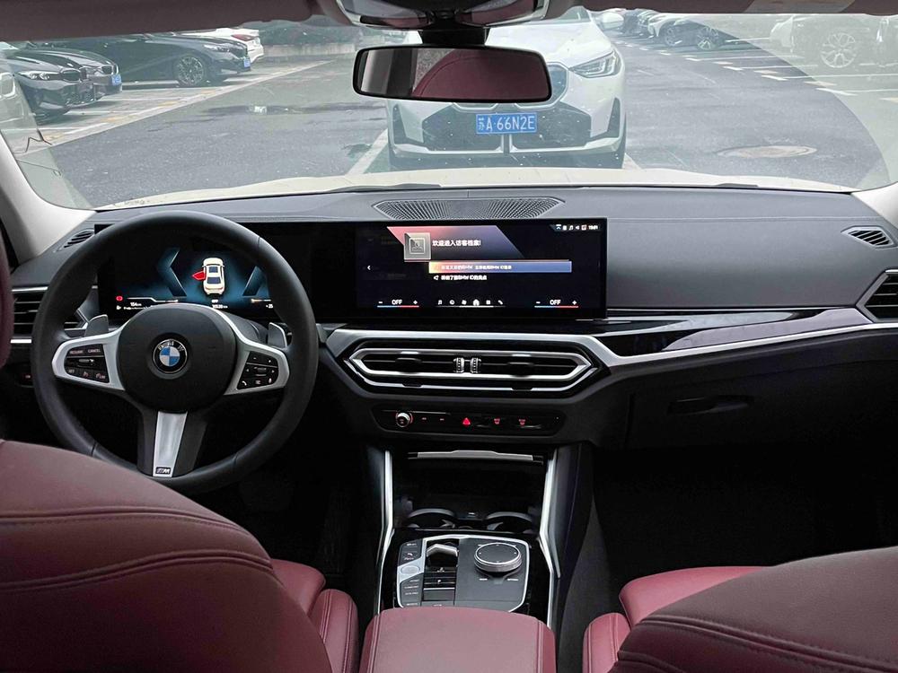 BMW 3 Series 2024 car image #10