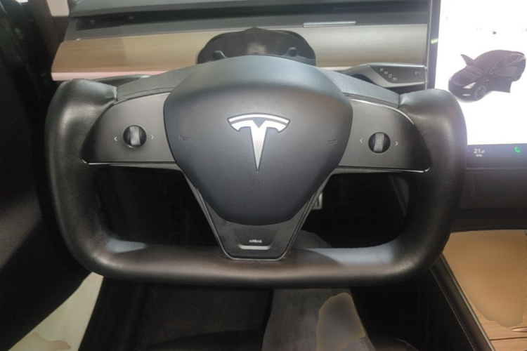 Tesla Model Y 2021 #11 Tesla Model Y 2021 immagine di auto #11