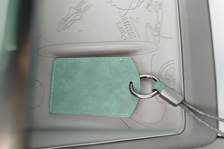 Tesla Model 3 2025 car image #9