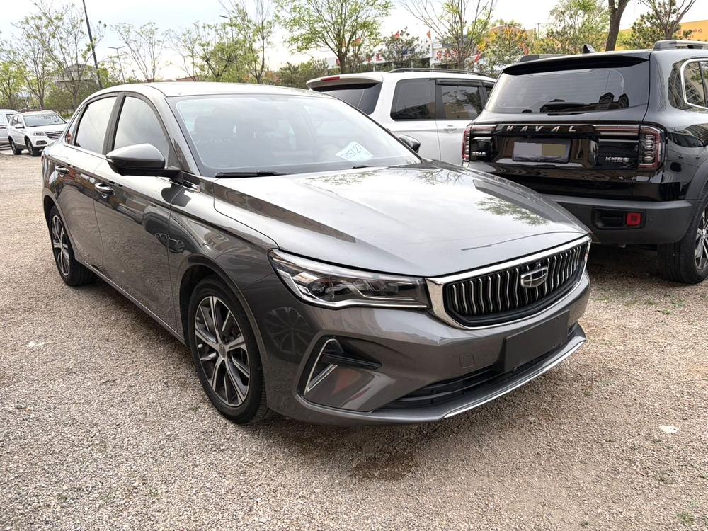 GEELY Emgrand 2022 #2 GEELY Emgrand 2022 car image #2