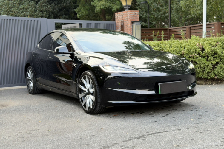 Tesla Model 3 2025 #6 Tesla Model 3 2025 car image #6