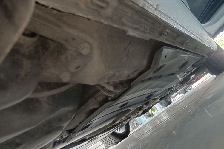 Volkswagen Golf 2019 car image #26