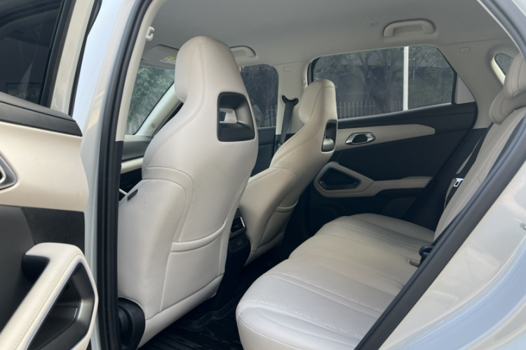 BYD YuanUP 2025 car image #10