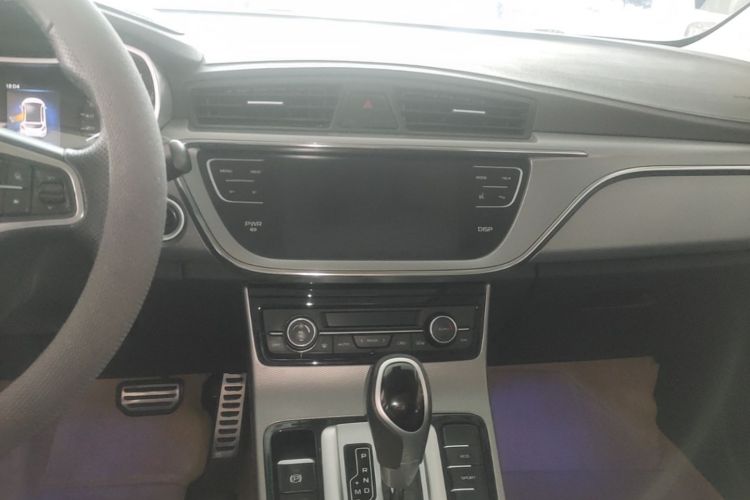 GEELY Emgrand GS 2019 #13 GEELY Emgrand GS 2019 car image #13