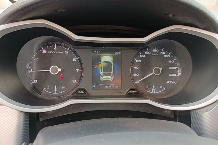 GEELY Emgrand GS 2018 car image #12