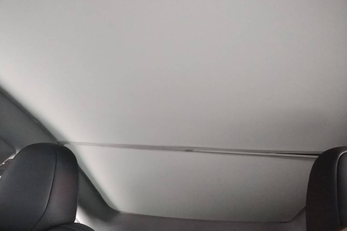 Tesla Model Y 2023 car image #14