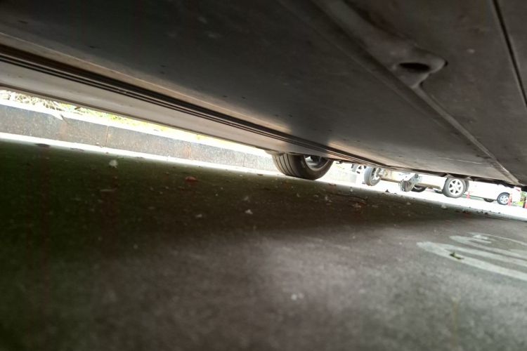 Tesla Model Y 2023 car image #26