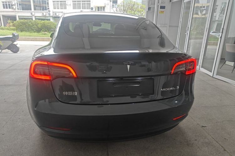 Tesla Model 3 2022 car image #6