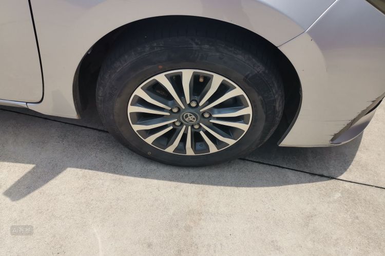 Toyota Corolla 2018 #9 Toyota Corolla 2018 car image #9