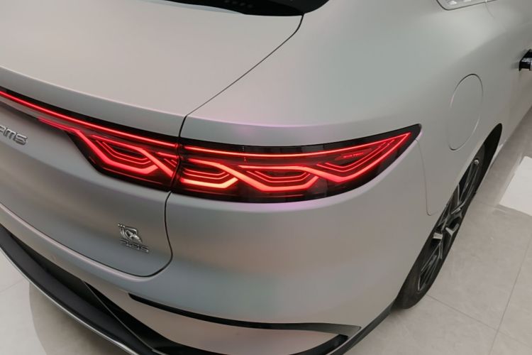 BYD Han 2022 car image #8