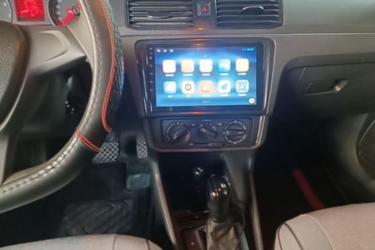 Volkswagen Santana 2019 car image #17