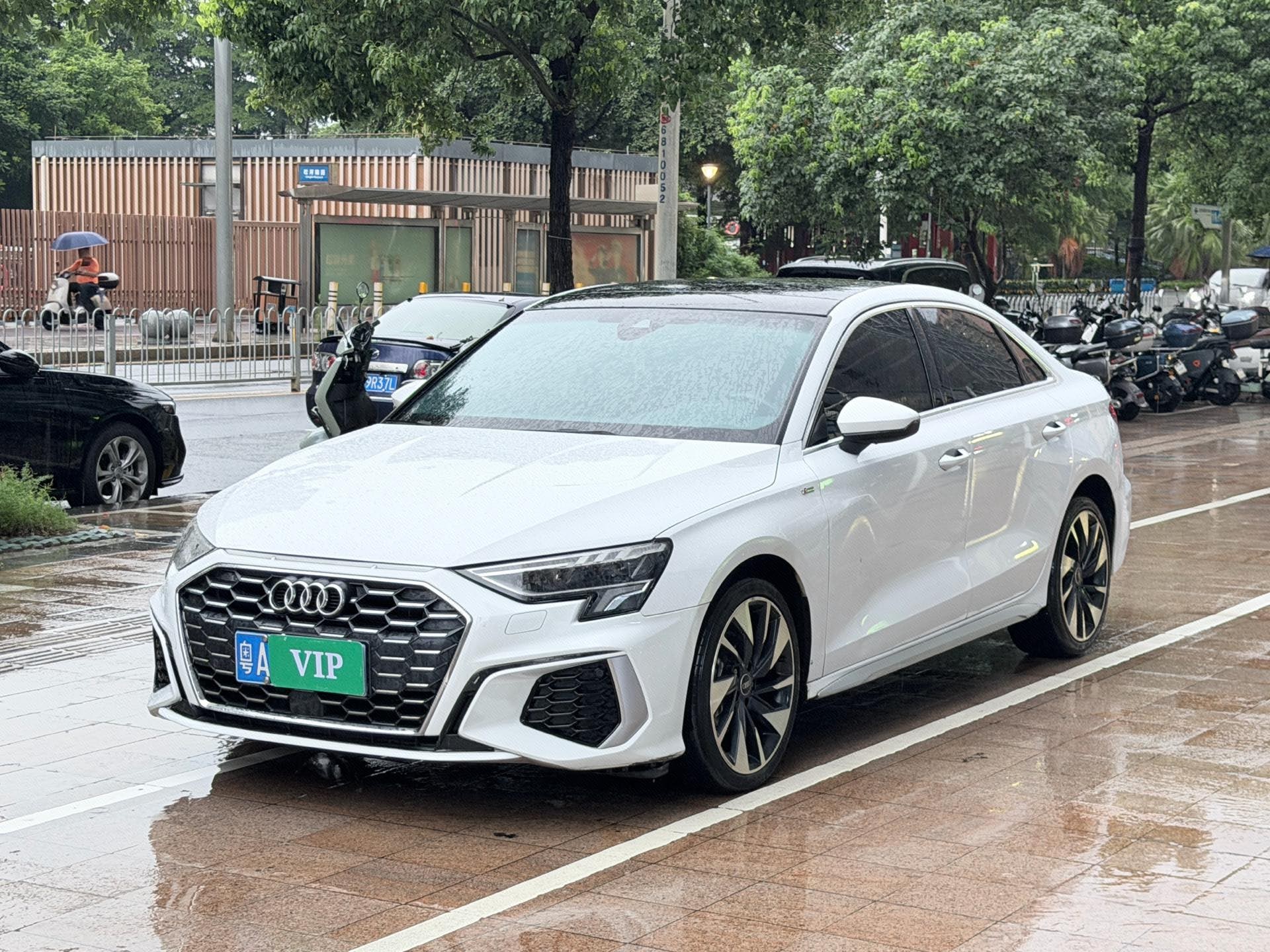 2022 2022 car image