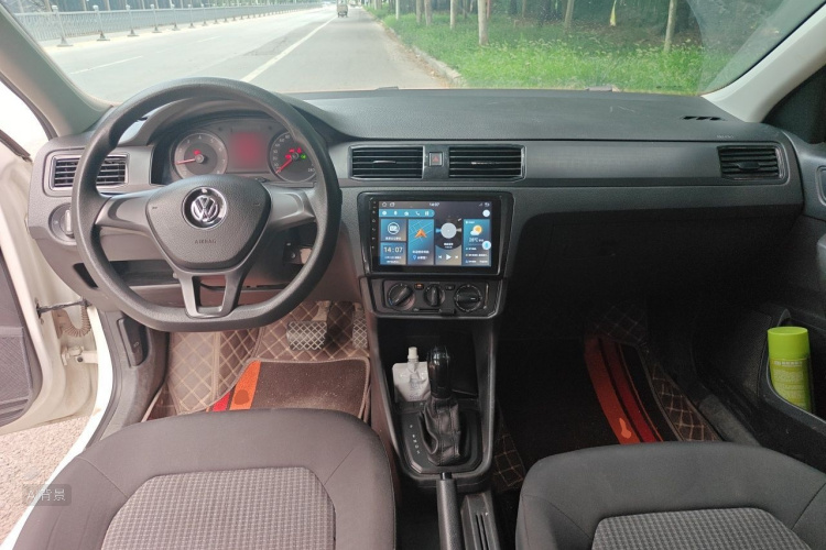 Volkswagen Santana 2020 car image #11