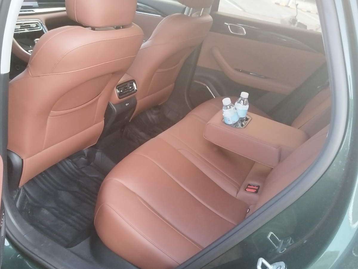 GEELY Emgrand 2025 car image #6