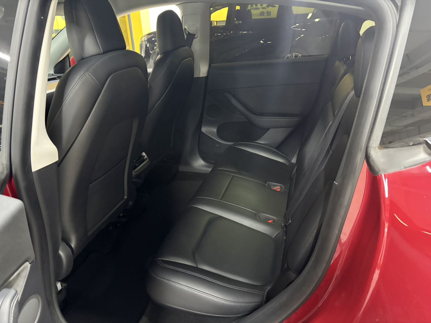 Tesla Model Y 2022 #5 Tesla Model Y 2022 car image #5