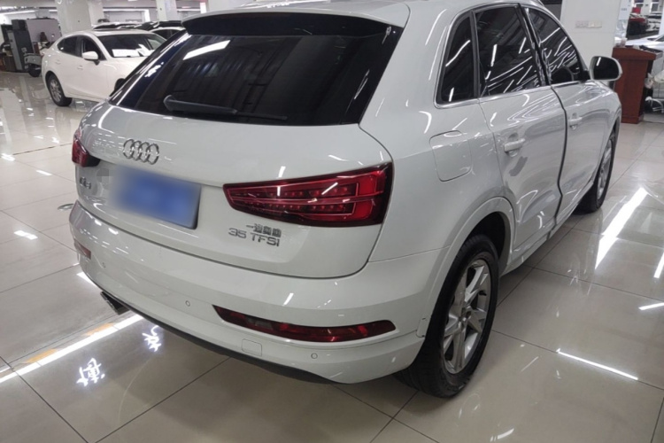 Audi Q3 2019 #7 Audi Q3 2019 car image #7