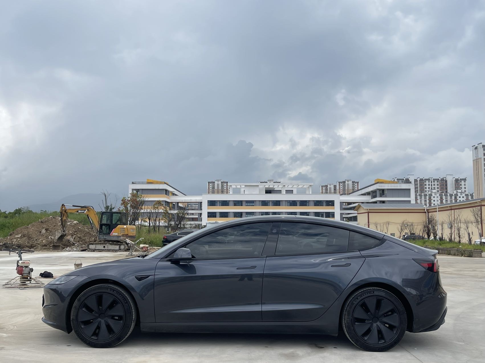 Tesla Model 3 2024 #3 Tesla Model 3 2024 car image #3