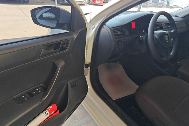 Volkswagen Santana 2017 car image #12