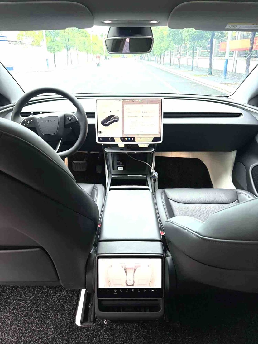 Tesla Model 3 2024 #9 Tesla Model 3 2024 car image #9