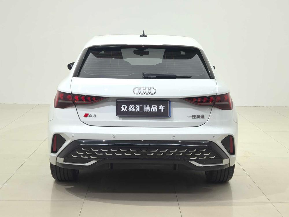 Audi A3 2025 صورة سيارة #5