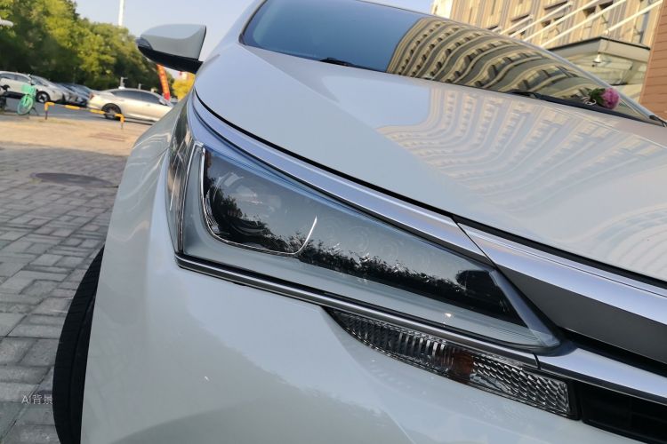 Toyota Corolla 2017 #8 Toyota Corolla 2017 car image #8