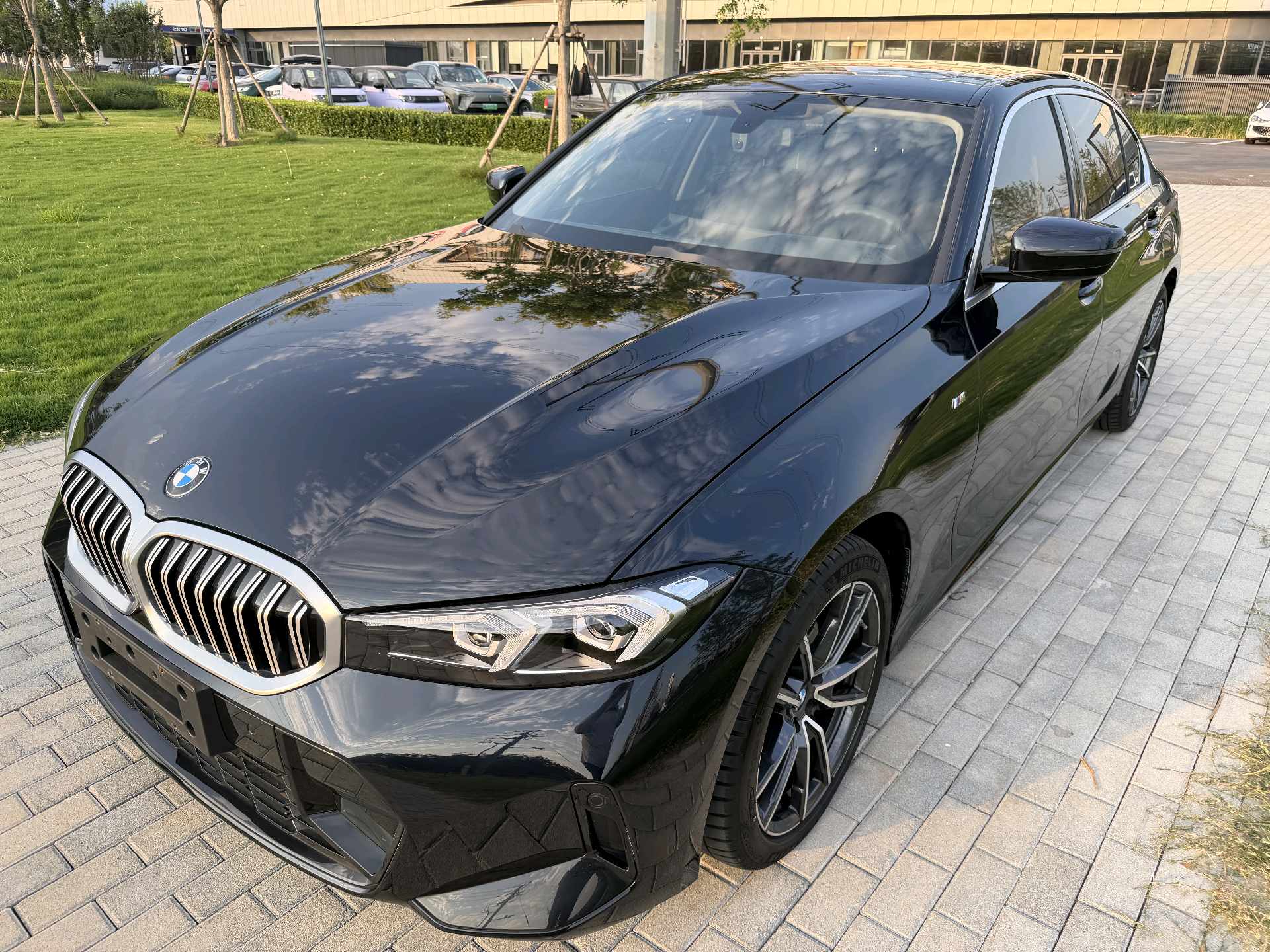 BMW 3 Series 2023 car image 