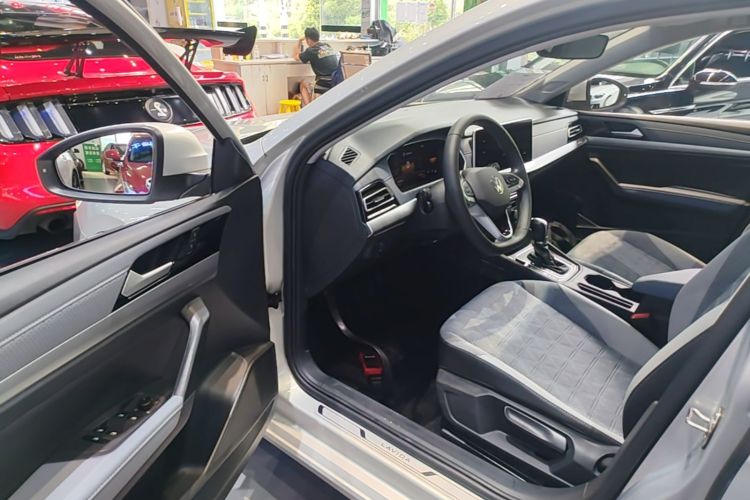 Volkswagen Lavida 2022 immagine di auto #16