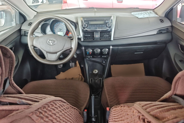 Toyota Vios 2015 car image #10