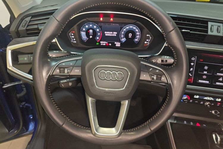 Audi Q3 2021 #11 Audi Q3 2021 car image #11