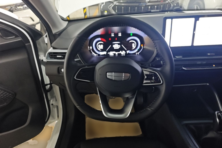 GEELY Emgrand 2025 car image #11