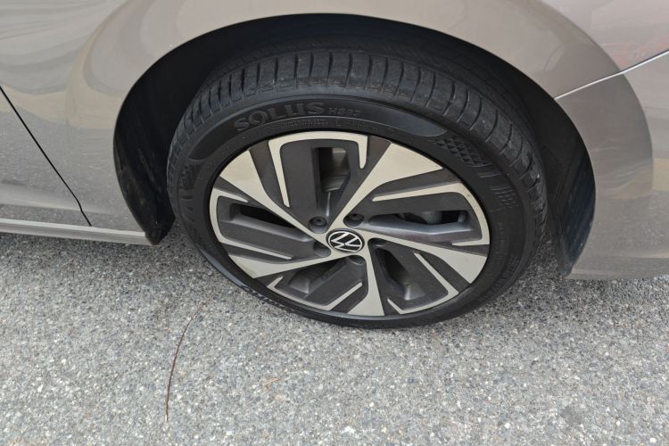 Volkswagen Bora 2023 image de voiture #6