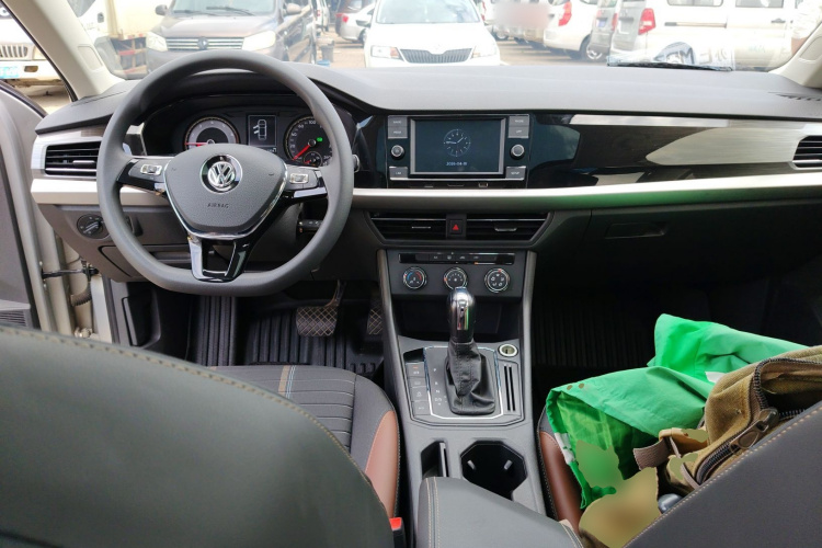 Volkswagen Lavida 2019 imagen de coche #10