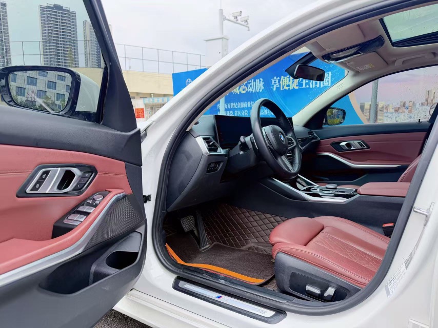 BMW 3 Series 2023 car image #4