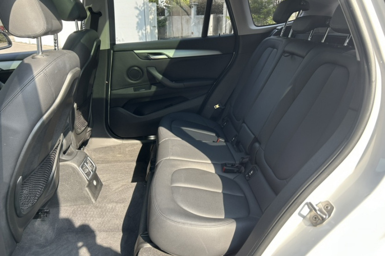 BMW X1 2017 immagine di auto #20