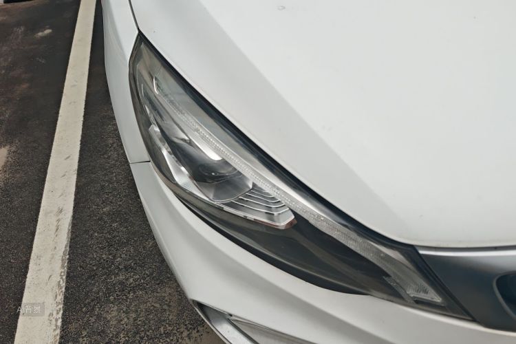 GEELY Emgrand GS 2019 car image #8