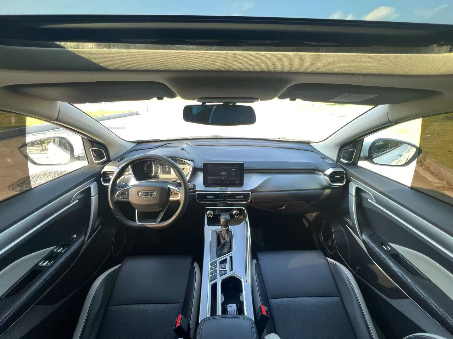 GEELY Coolray 2020 صورة سيارة #5