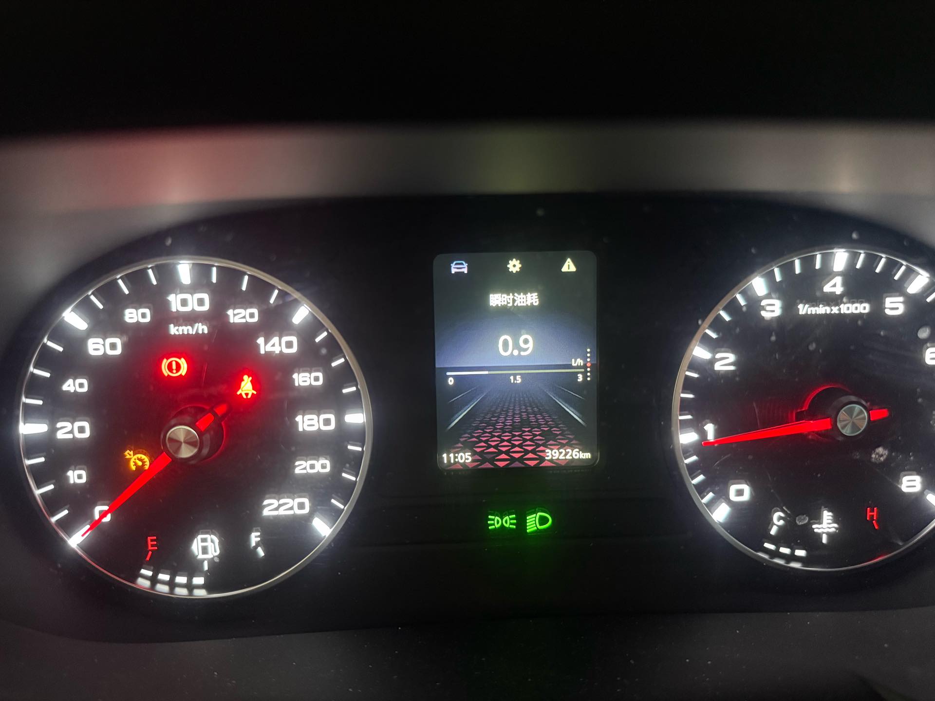 MG 5 2024 car image #8