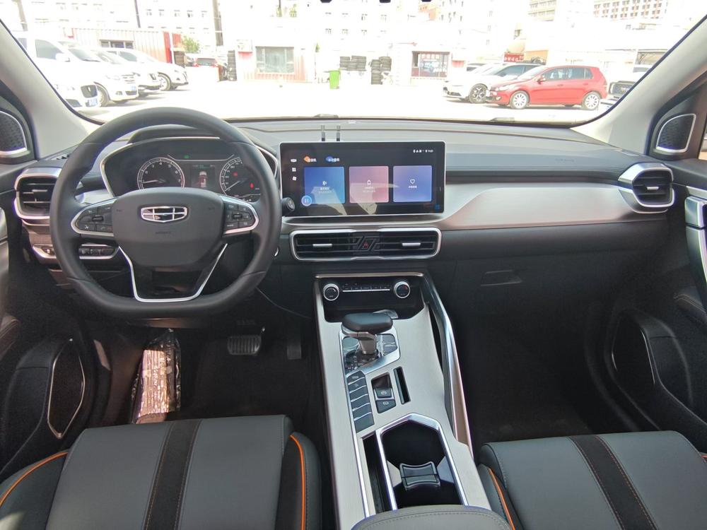 GEELY Coolray 2023 #7 GEELY Coolray 2023 car image #7