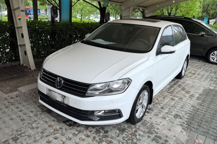 Volkswagen Santana 2016 car image #2