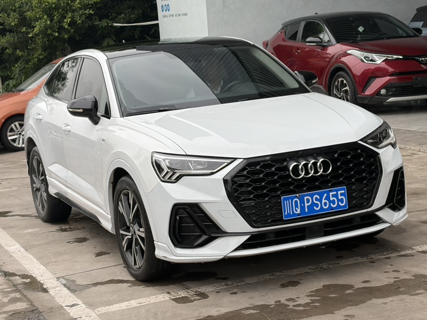 Audi Q3 Sportback 2022 immagine di auto #4