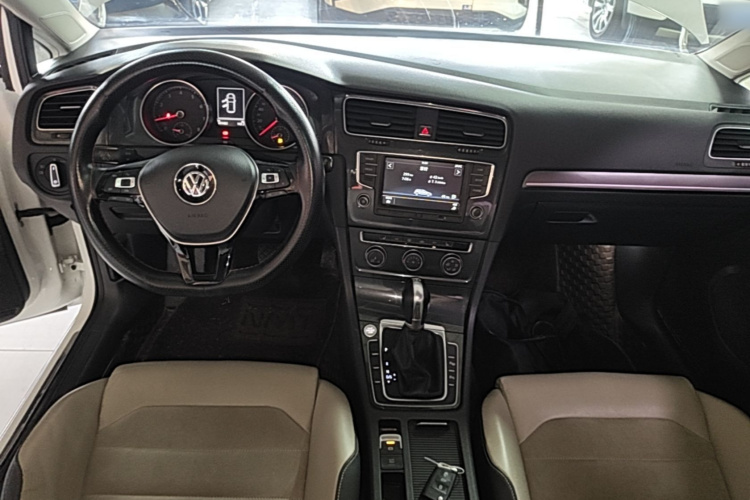 Volkswagen Golf 2017 #11 Volkswagen Golf 2017 car image #11