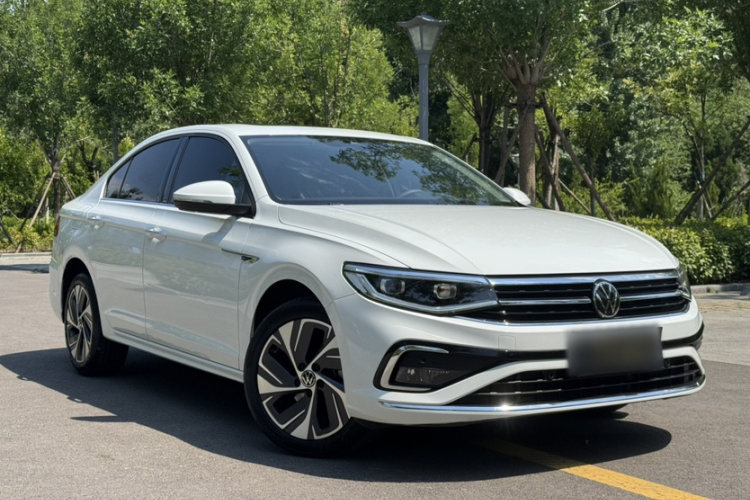 Volkswagen Bora 2023 car image #7