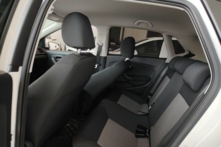 Volkswagen Polo 2019 #17 Volkswagen Polo 2019 car image #17