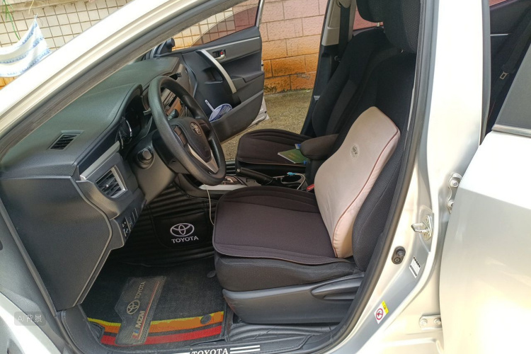 Toyota Corolla 2017 car image #17