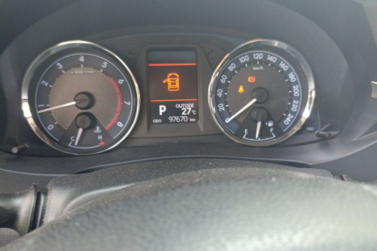 Toyota Corolla 2017 car image #12