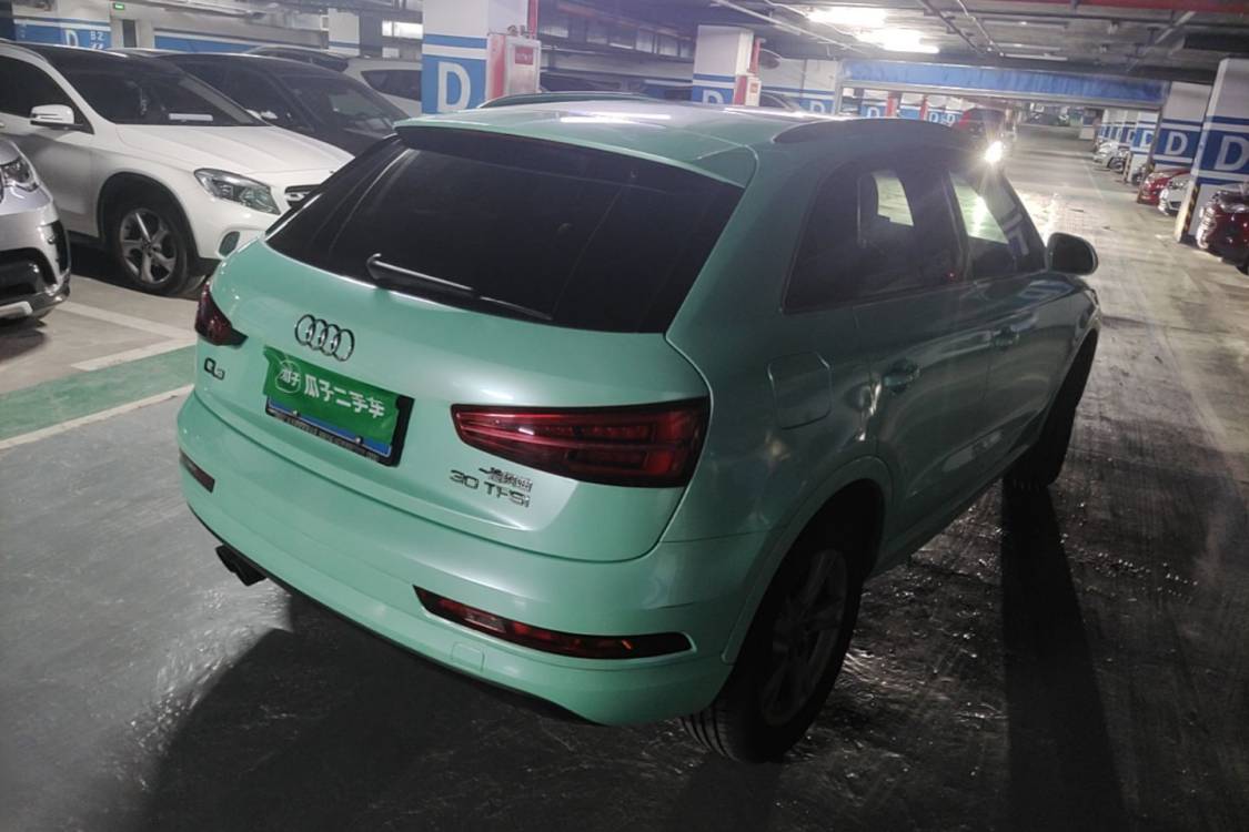 Audi Q3 2017 car image #4