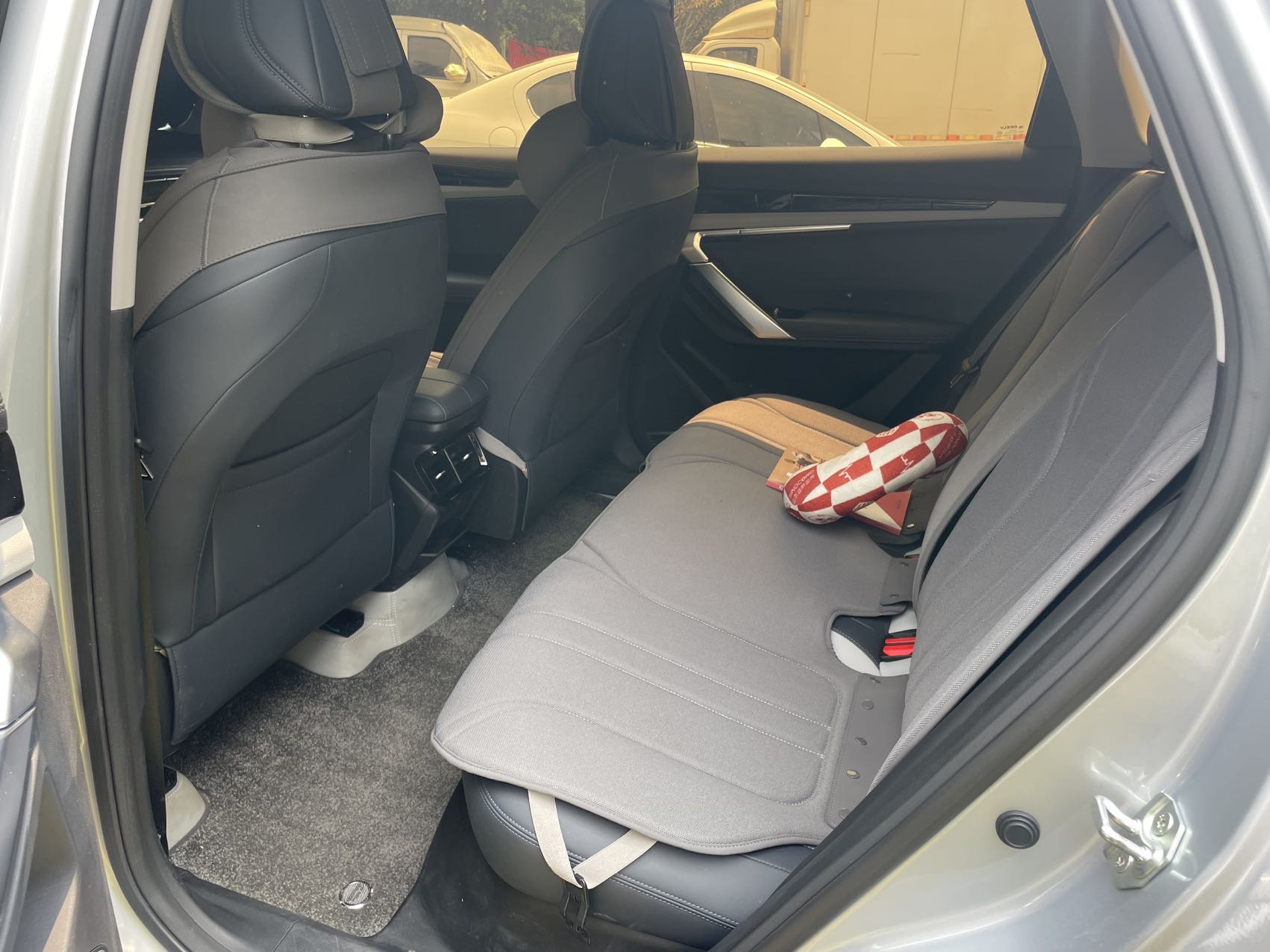 GEELY Boyue L 2024 image de voiture #3