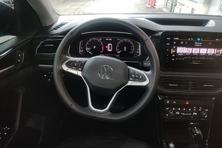 Volkswagen Tharu 2025 car image #11