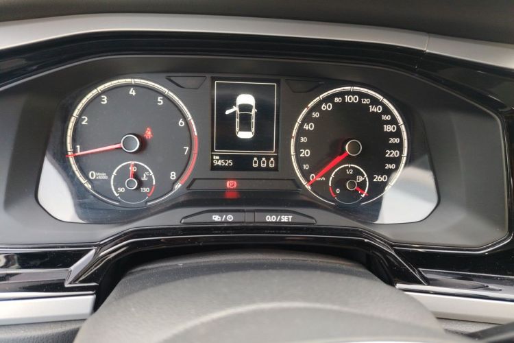 Volkswagen Polo 2021 car image #8